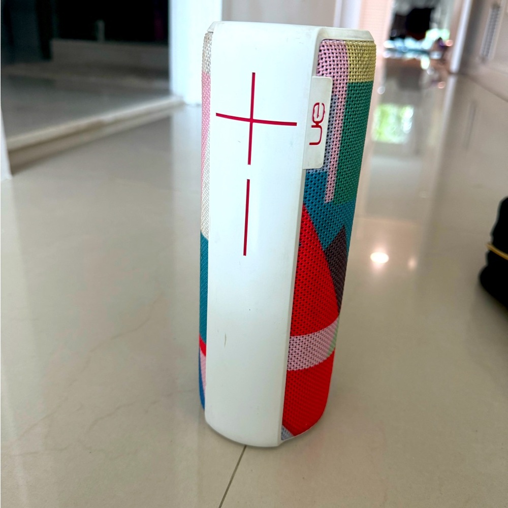 UE megaboom sound system